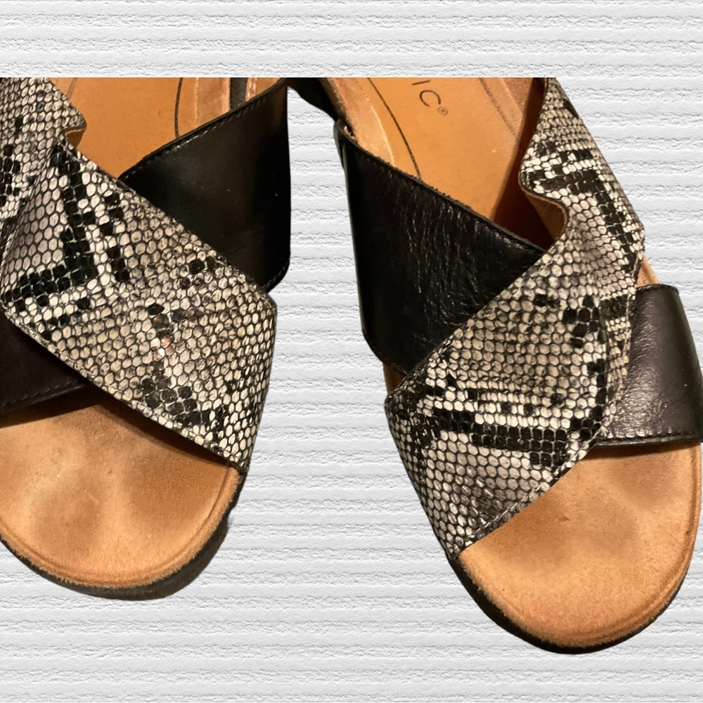 Vionic Snakeskin Pattern Sandals - image 5